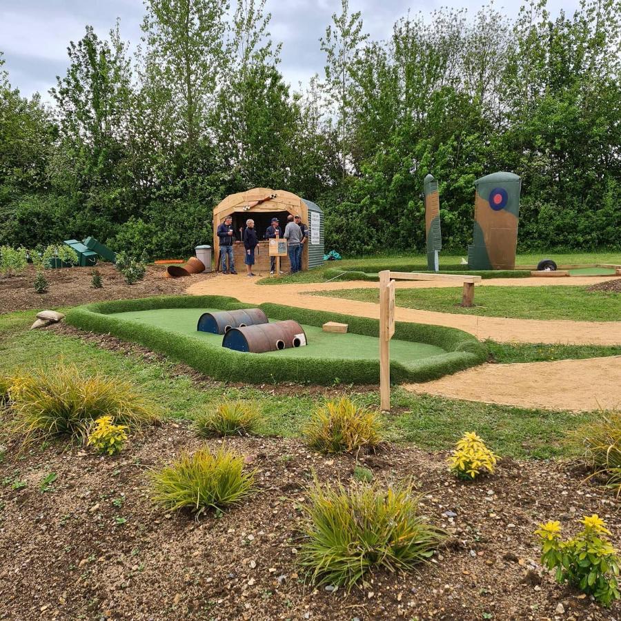 Bell Tent Glamping At Marwell Winchester