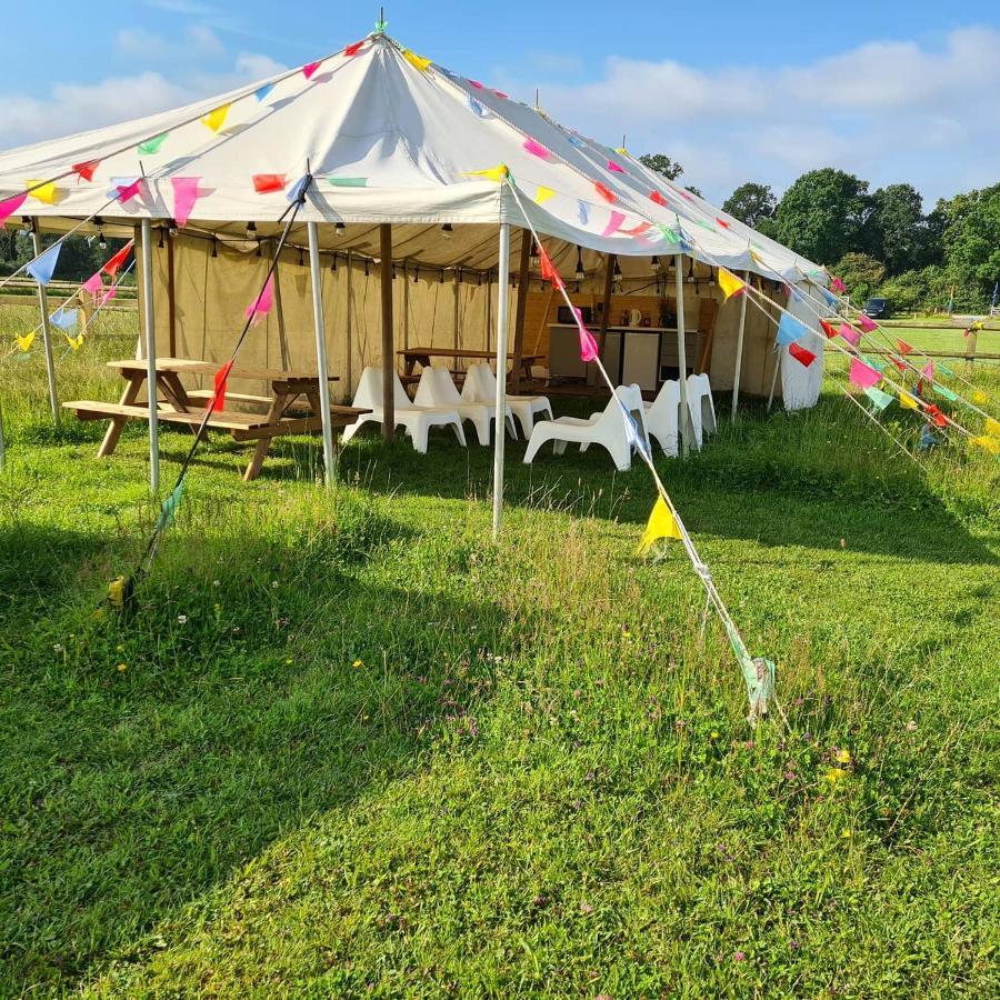 Bell Tent Glamping At Marwell Winchester