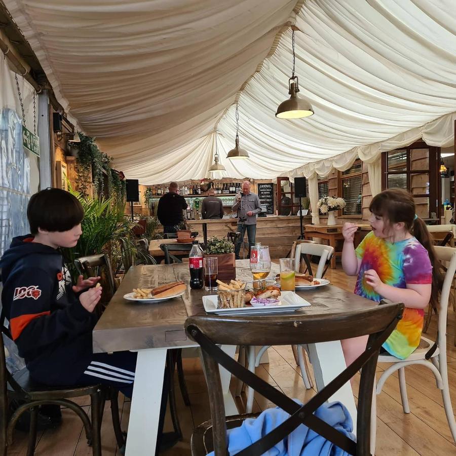 Luxury tent Bell Tent Glamping At Marwell